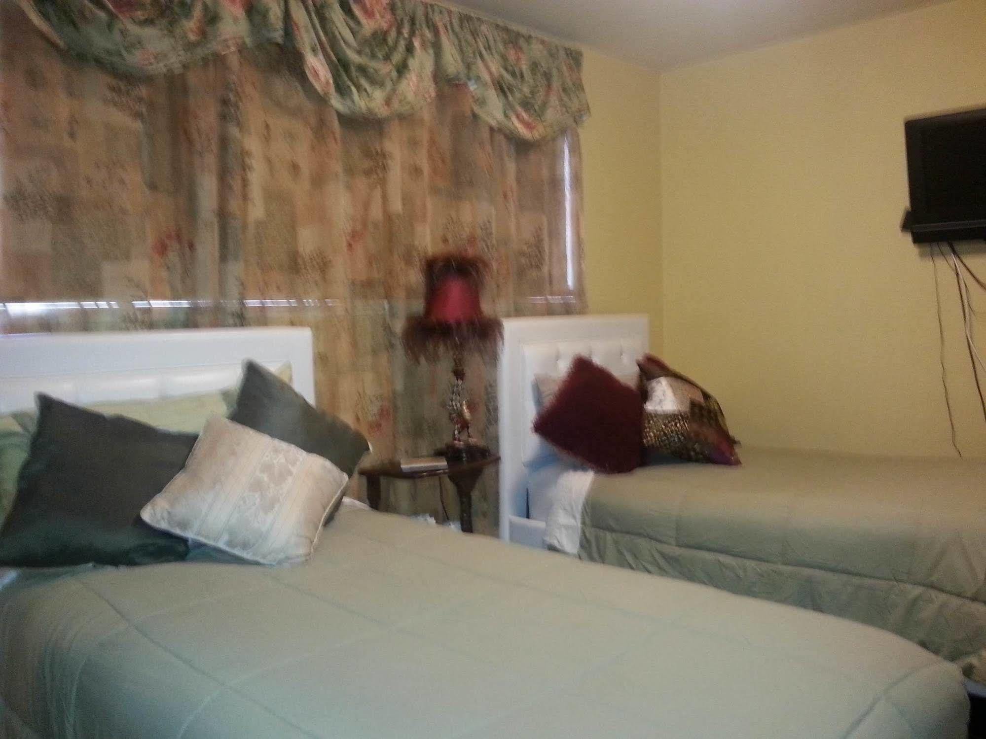 Secret Garden Bed And Breakfast Tacoma Extérieur photo